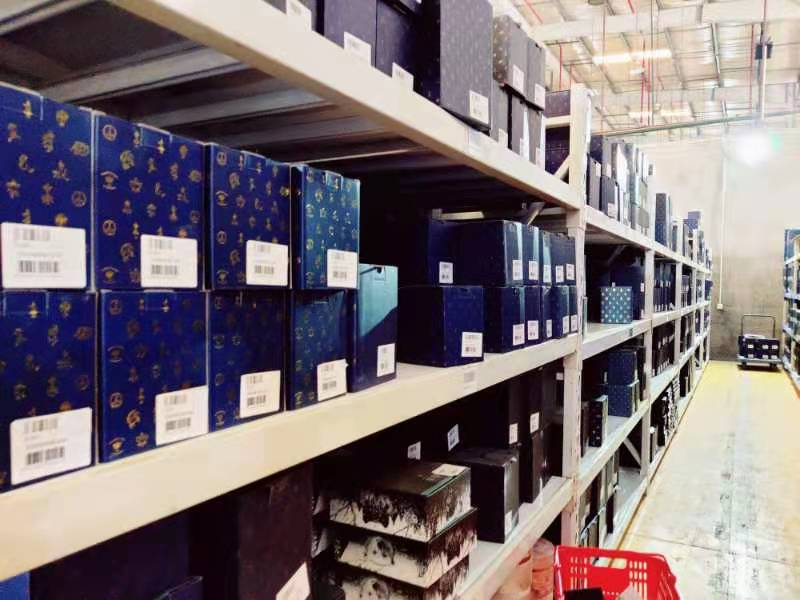 潮玩文创IP爆发时代，上海电商云仓托管为何优选星力仓储？