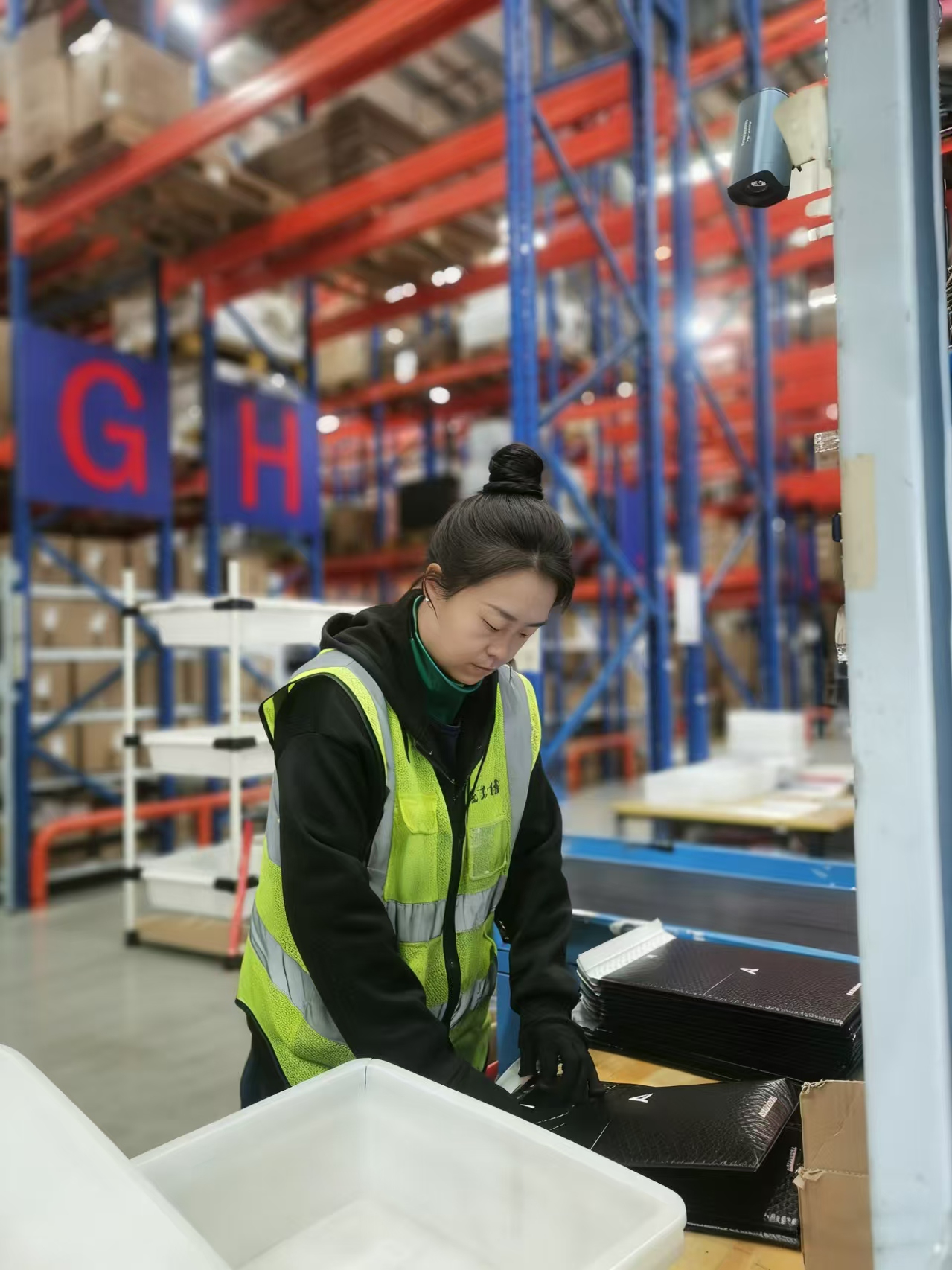 深度解析：第三方云仓的“托管”属性与共享云仓的“平台”属性有何不同